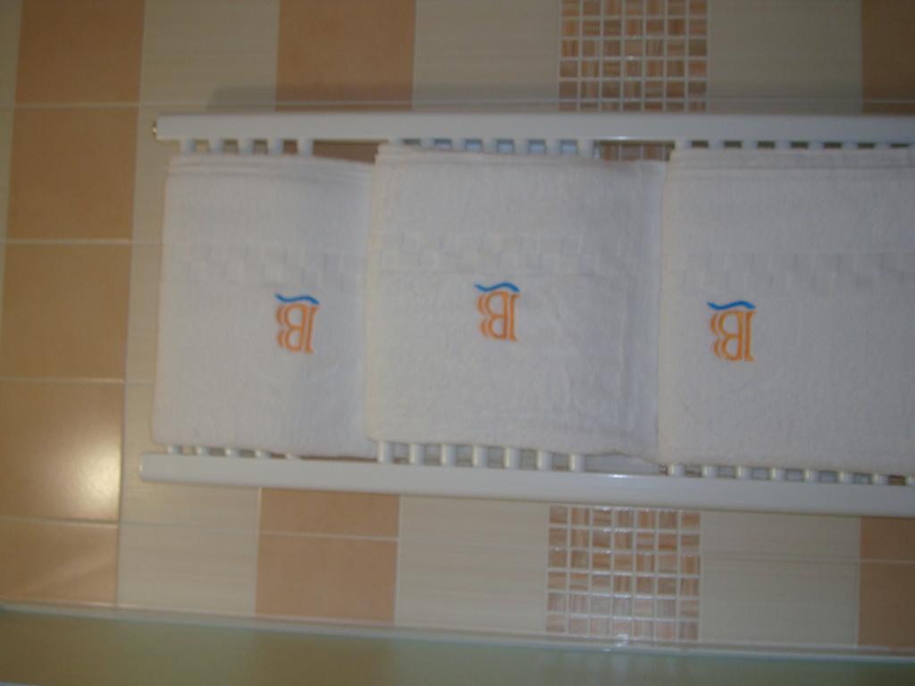 Bovio Modern Suite Naples Room photo